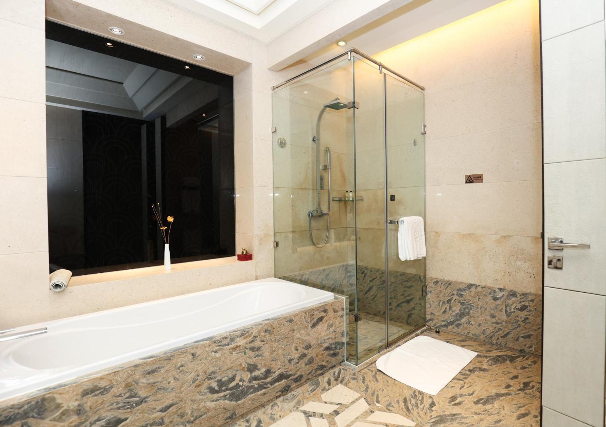 Chateau Star River Shanghai Minhang Exterior photo